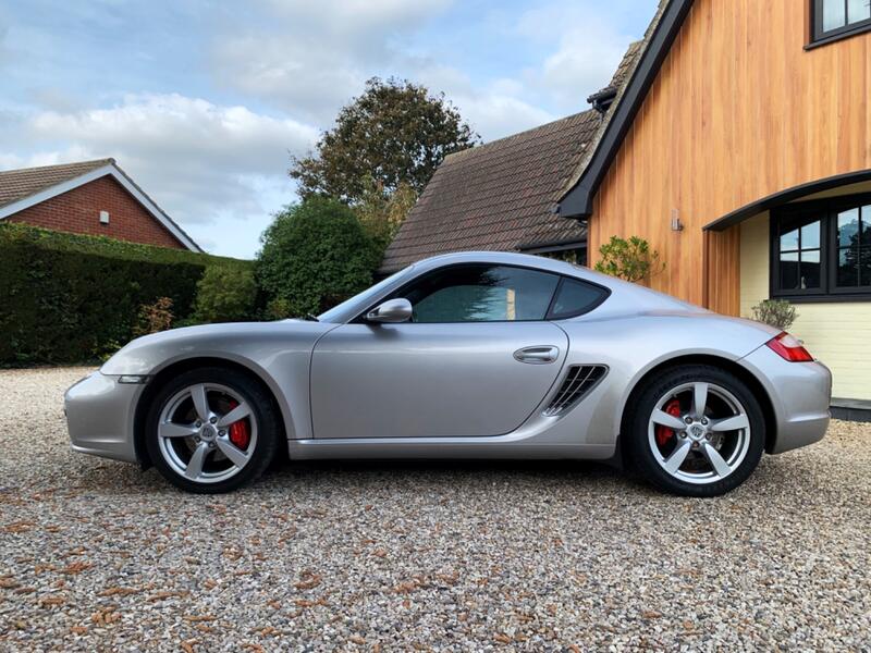 PORSCHE CAYMAN