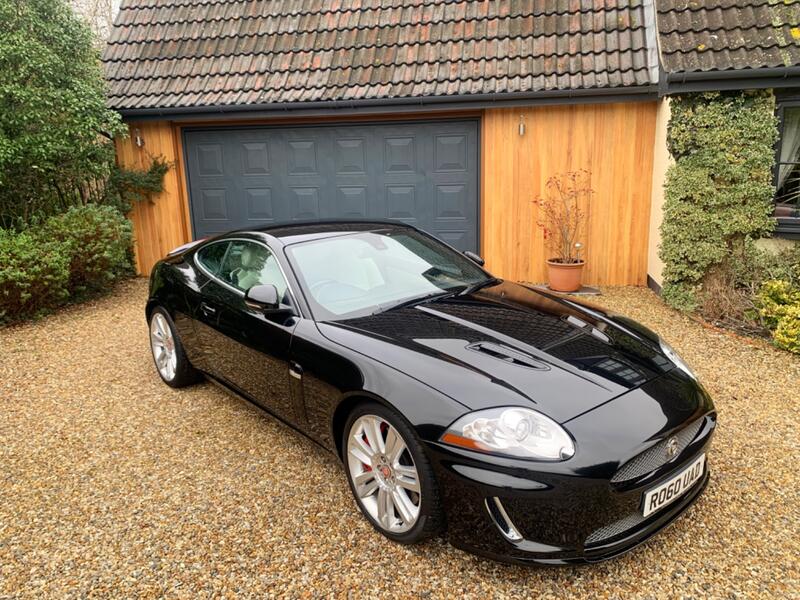 JAGUAR XKR