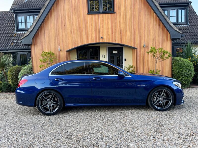 View MERCEDES-BENZ C CLASS 4.0 C63 V8 BiTurbo AMG