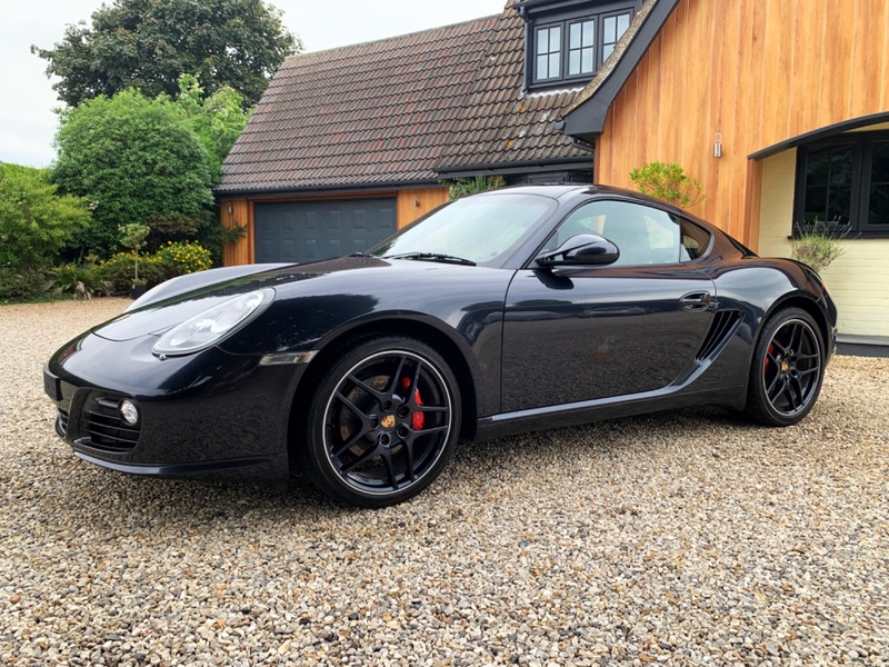 View PORSCHE CAYMAN 24V S PDK - 320 BHP